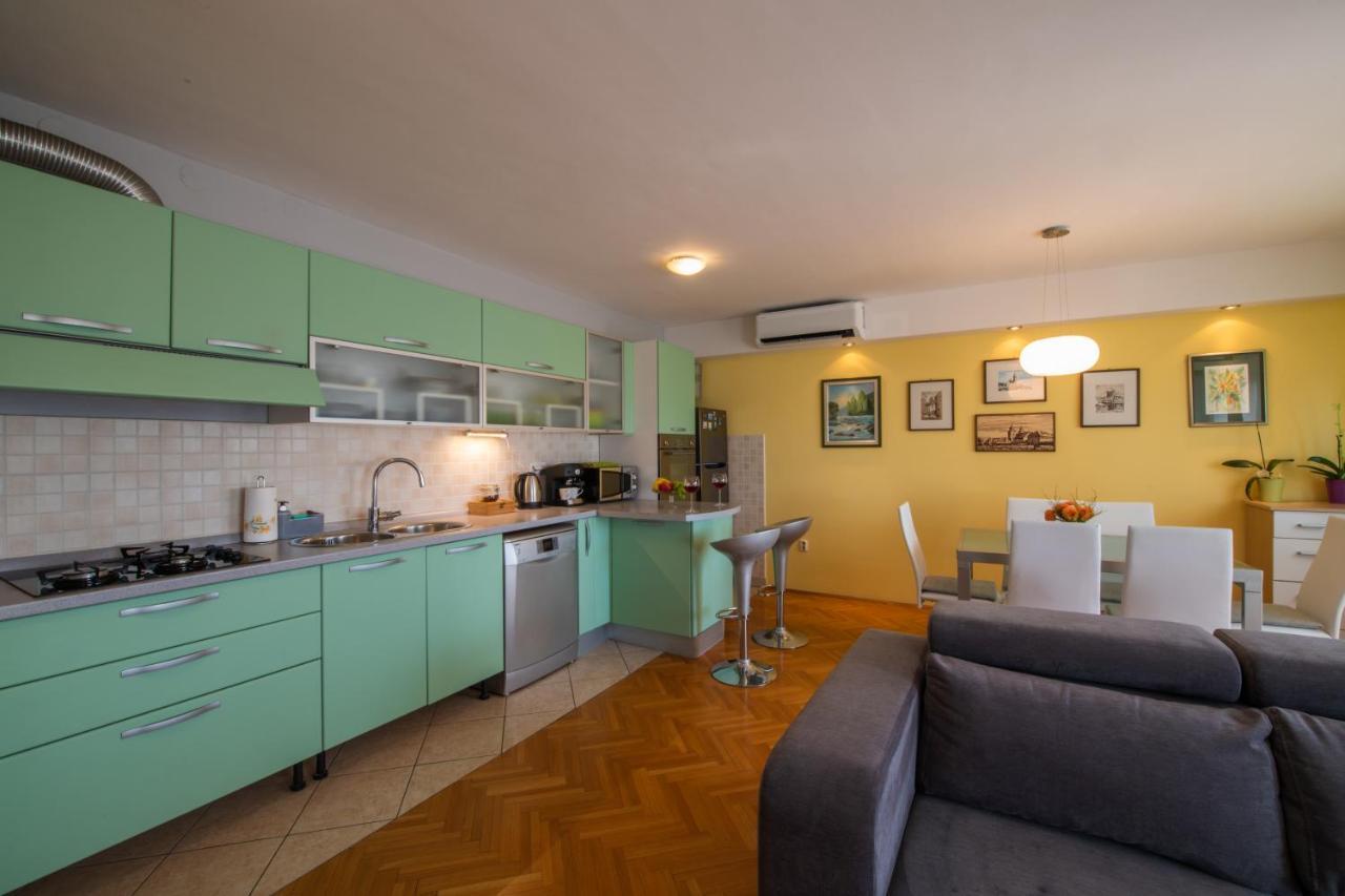 Apartman Silvija Όσιγιεκ Εξωτερικό φωτογραφία