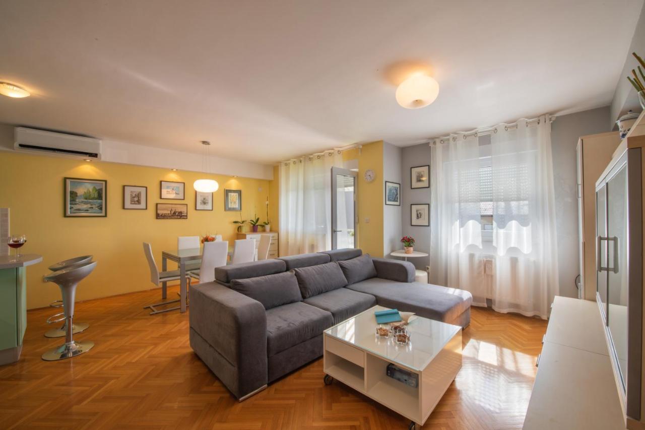 Apartman Silvija Όσιγιεκ Εξωτερικό φωτογραφία