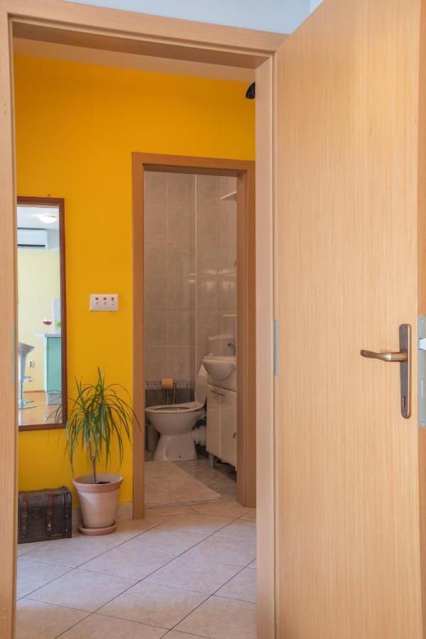 Apartman Silvija Όσιγιεκ Εξωτερικό φωτογραφία